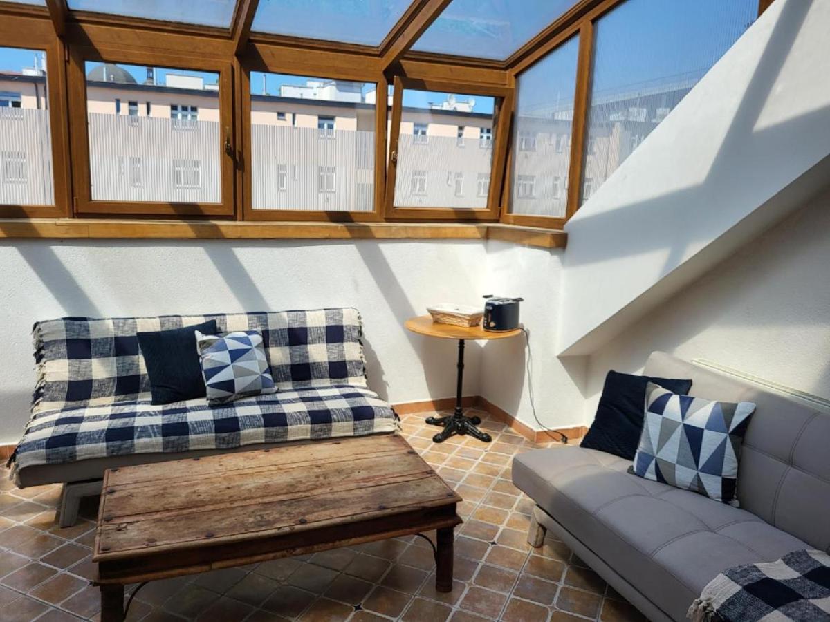 Sunflower Prague Apartments And Suites ภายนอก รูปภาพ