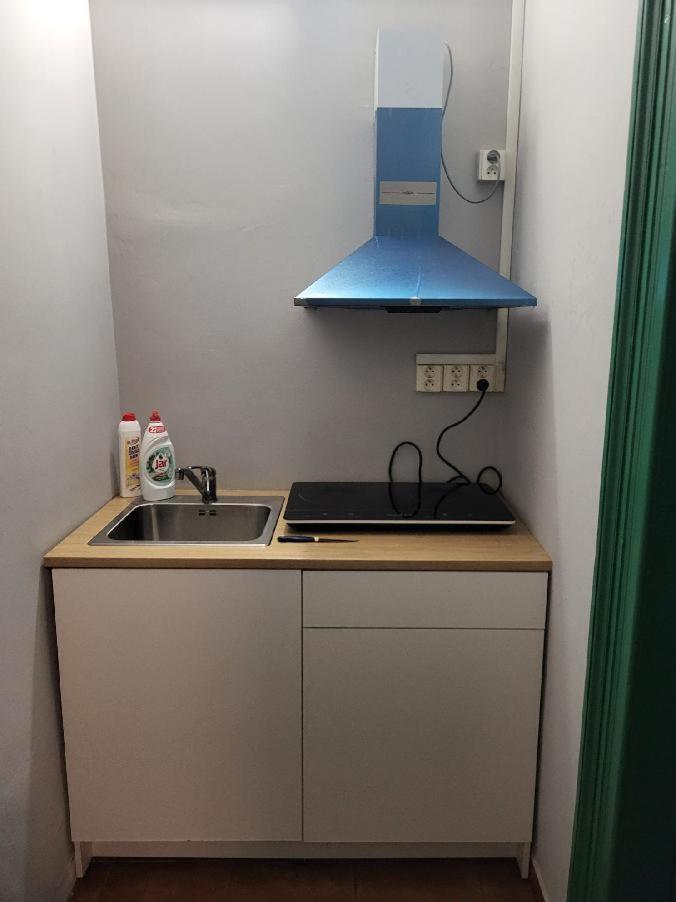 Sunflower Prague Apartments And Suites ภายนอก รูปภาพ