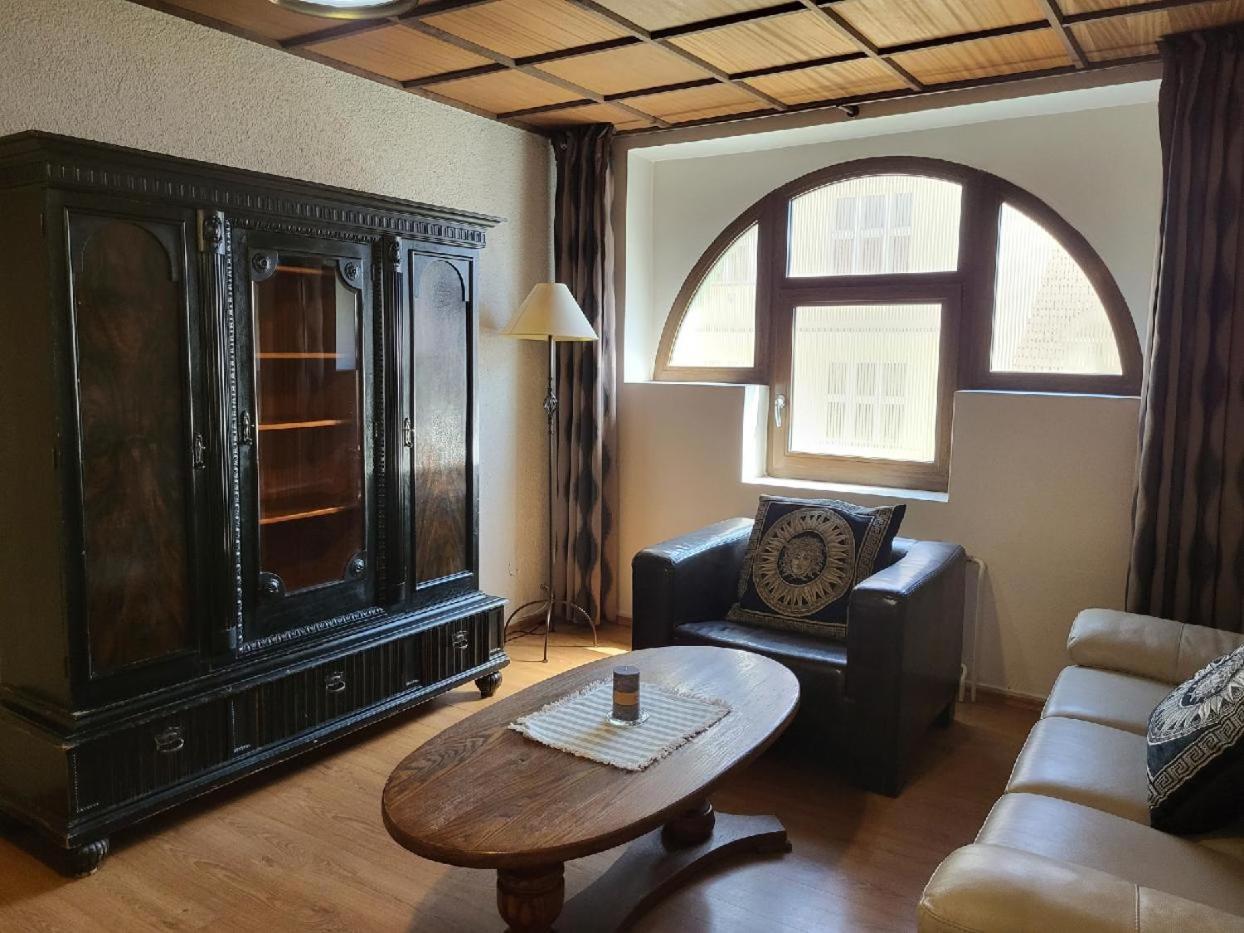 Sunflower Prague Apartments And Suites ภายนอก รูปภาพ